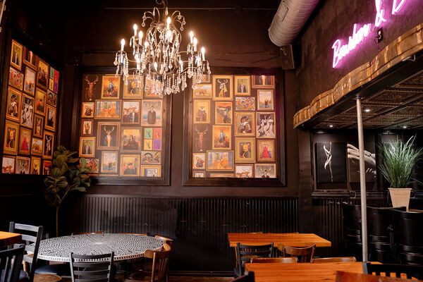 State & Allen Kitchen   Bar