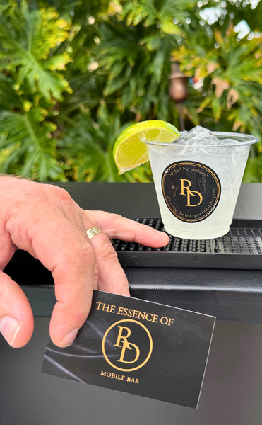MOBILE BAR - The Essence of RD
