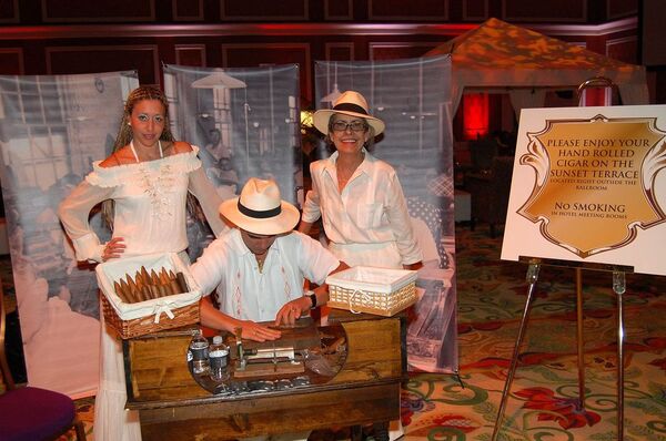 Cigar Master Rollers- The Spirit of Cuba