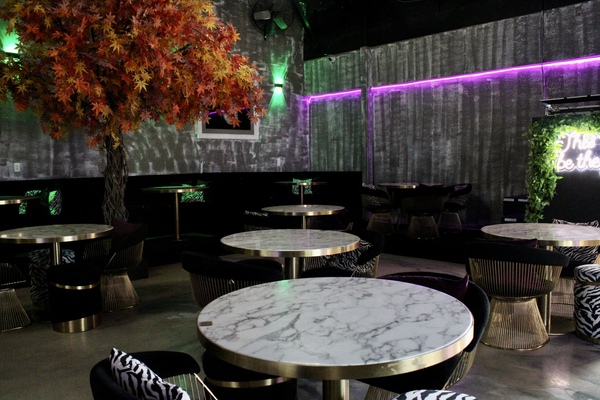 Maya Lounge