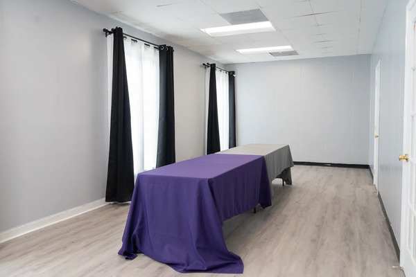 Studio Novella Winston