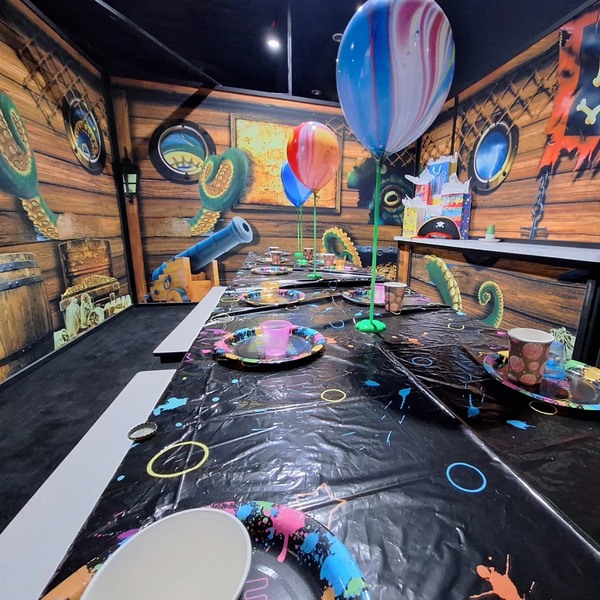 Cutthroat Cove Blacklight Mini Golf