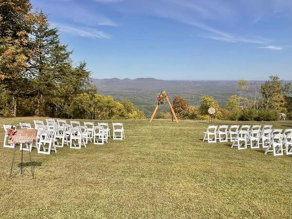 Mountain Edge Weddings in Jasper