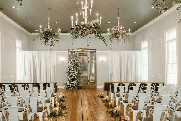 The Parlour at Manns Chapel