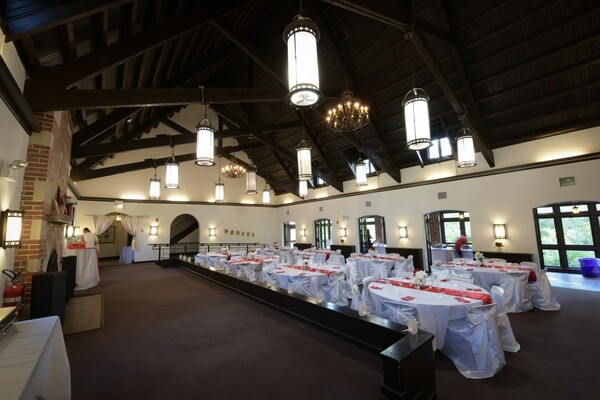 Matthew Bieszczat Center - Forest Preserves of Cook County