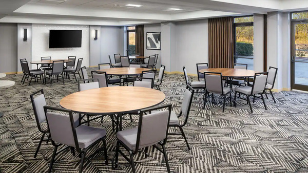 Hyatt Place Louisville/East