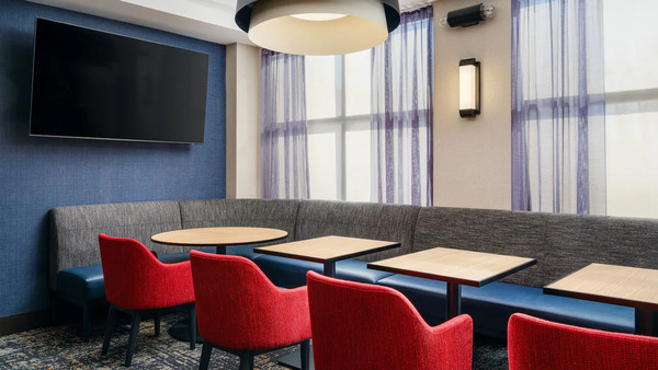 Hyatt Place Louisville/East