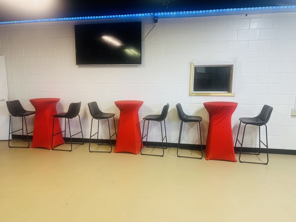 Marlos Bar Libations & Cuisine