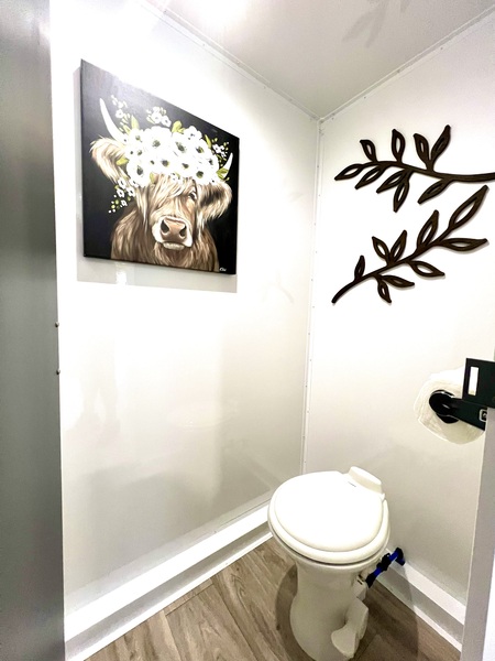 Lavish Loos Restroom Solutions