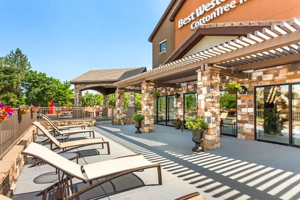 Best Western Plus CottonTree Inn