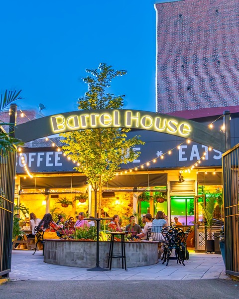 Barrel House Cafe and Bar