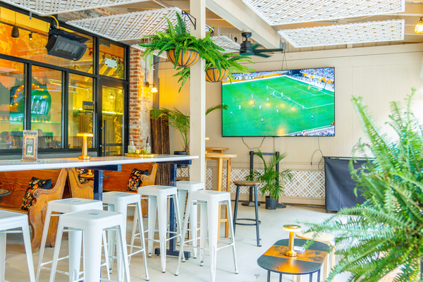 Barrel House Cafe and Bar