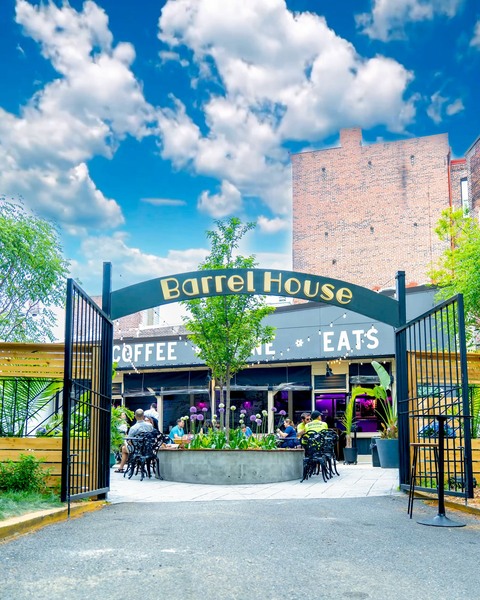 Barrel House Cafe and Bar