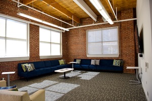 Venture Lounge