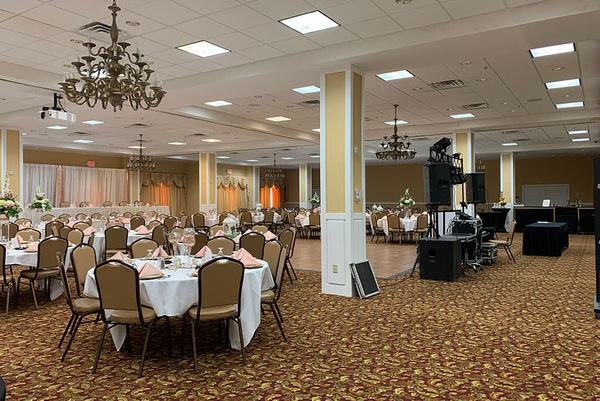 Town & Country Inn and Suites