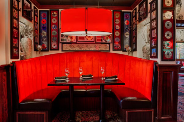 Delmonico's Italian Steakhouse