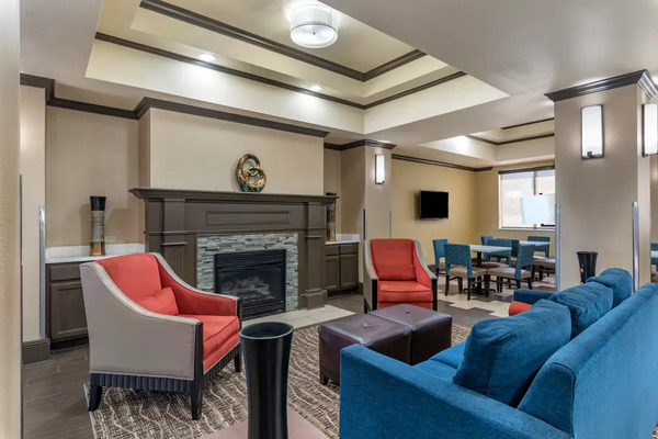 Comfort Inn & Suites