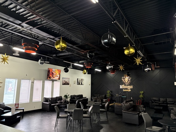 Kings Lounge