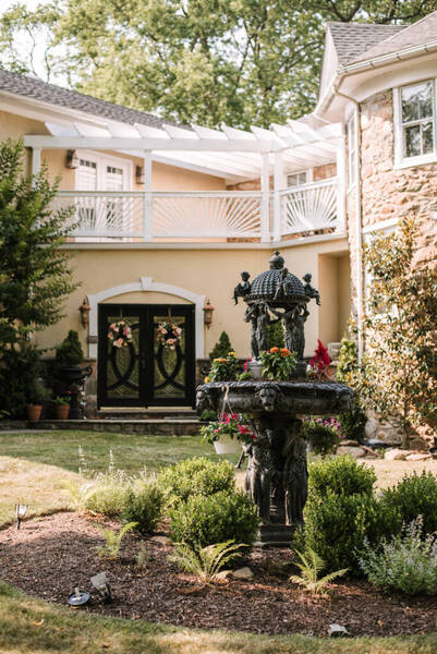 Stone Manor Boutique Inn