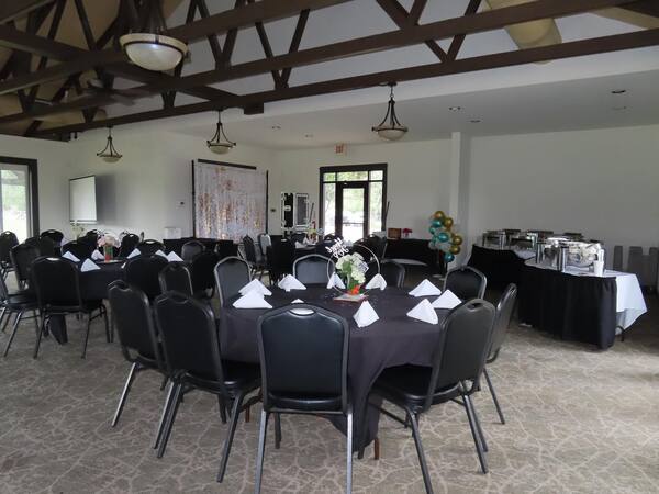 SilverHorn Golf Club