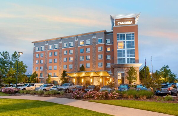 Cambria hotel & suites Denver International Airport