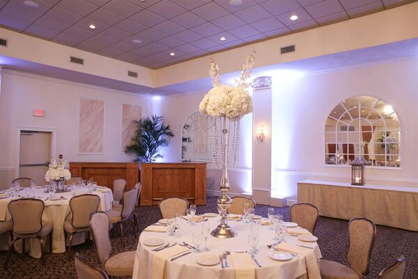 Falco's Catering at The Renaissance