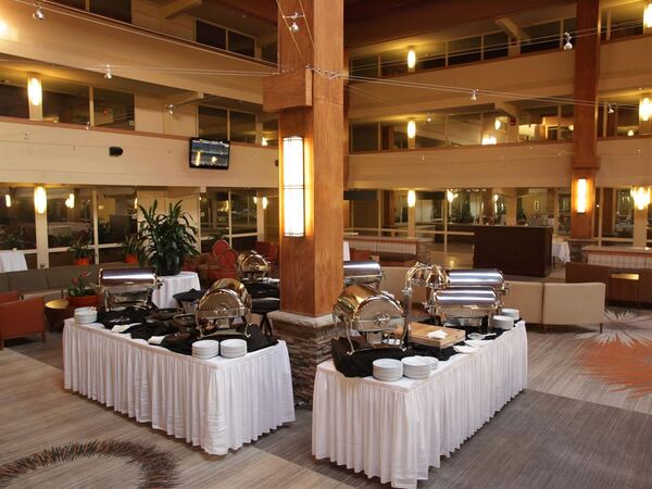 Crowne Plaza Suffern-Mahwah