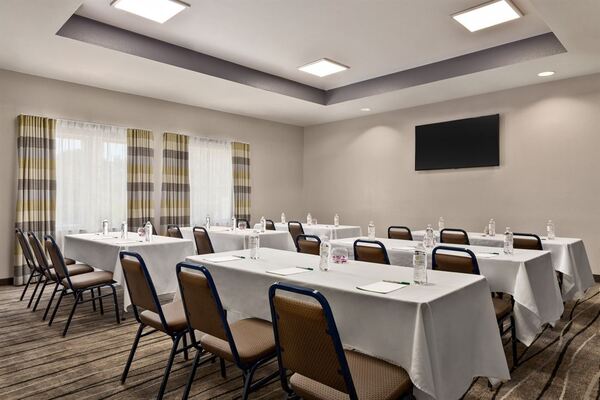 Comfort Inn & Suites in Port Charlotte, FL