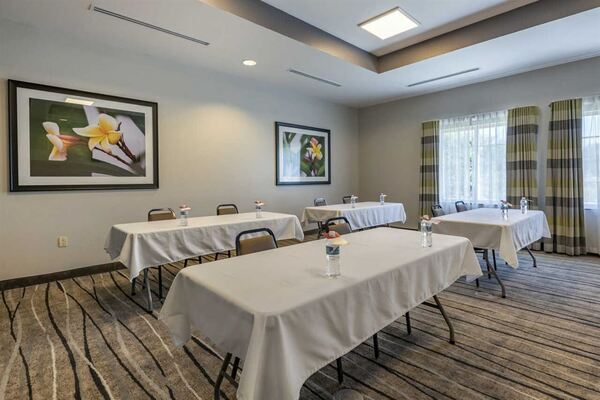 Comfort Inn & Suites in Port Charlotte, FL