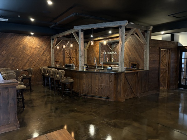 The Paddock at Red's Corner