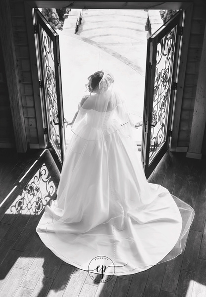 Vow and View Weddings