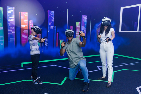 THE CUBE VR & Parties