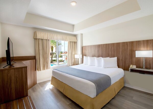 The Point Hotel and Suites