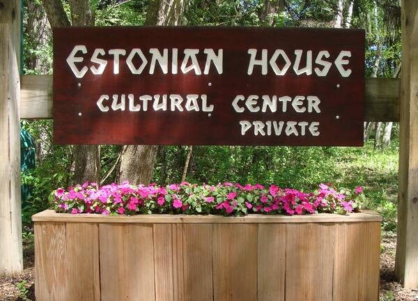 Chicago Estonian House