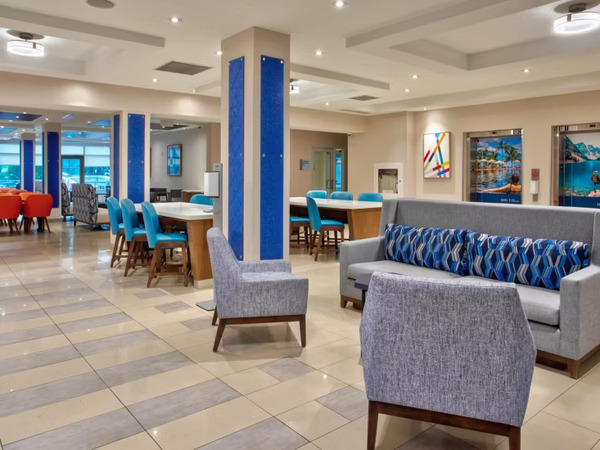 Holiday Inn Express & Suites Kingston