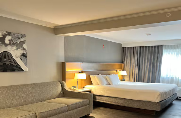 DoubleTree by Hilton Providence Airport Warwick