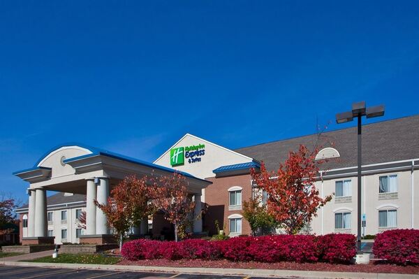 Holiday Inn Express & Suites Waterford