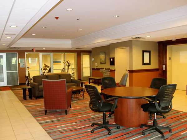Holiday Inn Express & Suites Waterford