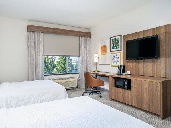 Holiday Inn Boise Airport