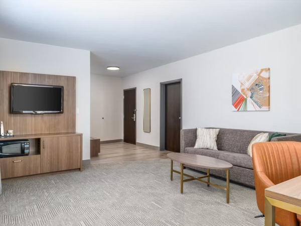 Holiday Inn Boise Airport