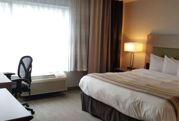 Country Inn & Suites By Radisson, Elk River, MN