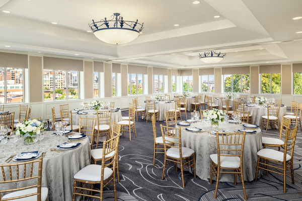 The William Fell, Tapestry Collection by Hilton