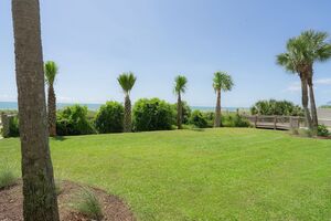 Oceanfront Courtyard