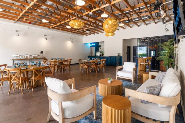 Road Runner by Hundred Mile Brewing