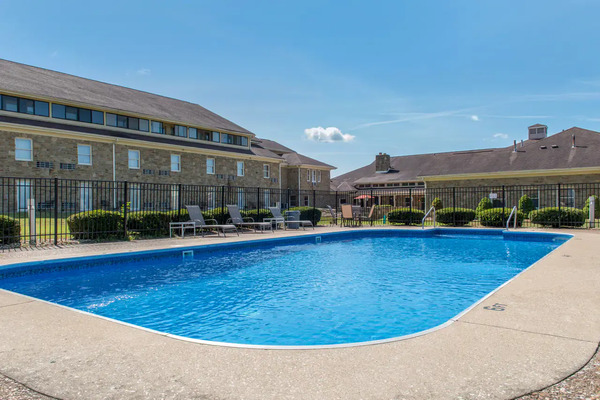 Quality Inn & Suites Bedford West