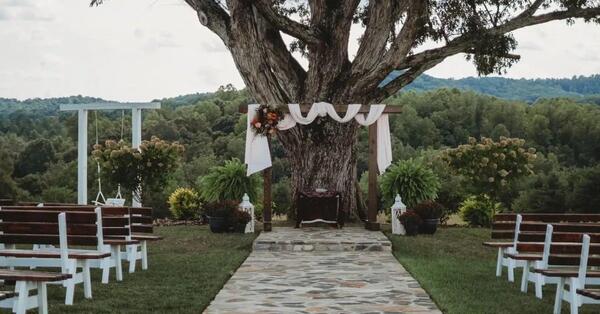 Mayberry Meadows Weddings & Events