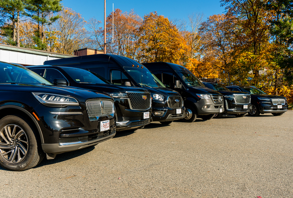 Patriots Limousine & Car Service