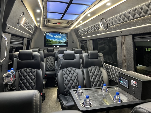 Patriots Limousine & Car Service