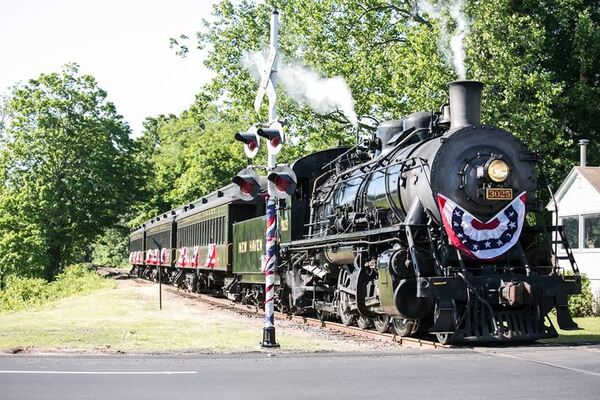 Essex Steam Train and Riverboat
