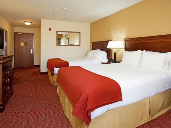 Holiday Inn Express & Suites Tooele